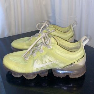 COPY - Women’s Nike Vapormaxes